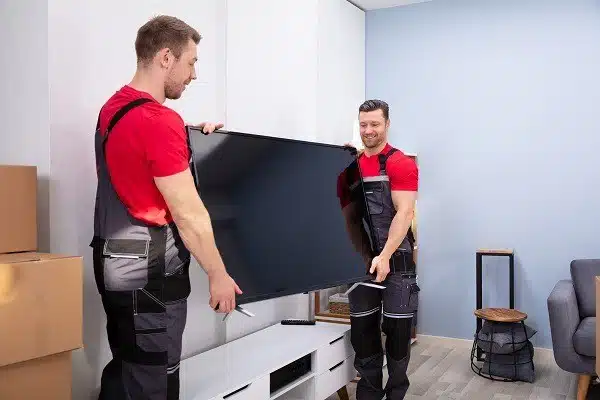 הובלת מסך מגע 65 אינטש OPTOMA