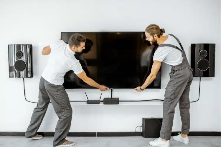 הובלה +התקנה 65 optoma אינטש